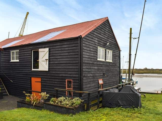 Exterior | Sail Loft - Knox Maritime Cottages, Maldon