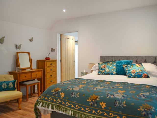 Double bedroom | Swallow Lodge, Horncastle