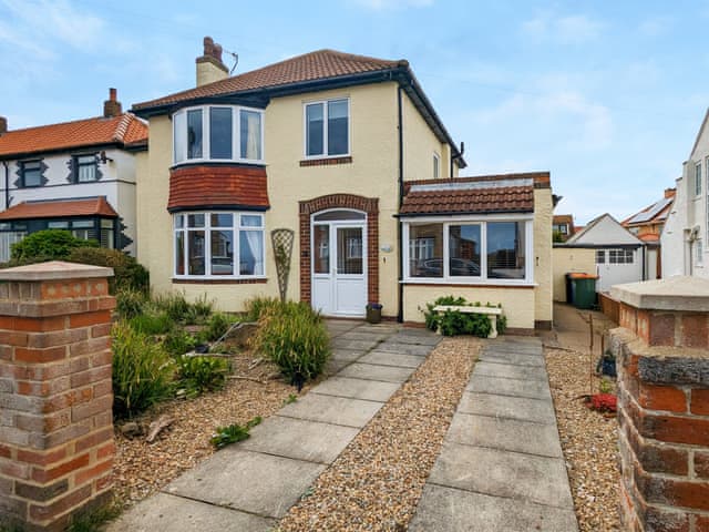 Exterior | Thornlea, Whitby