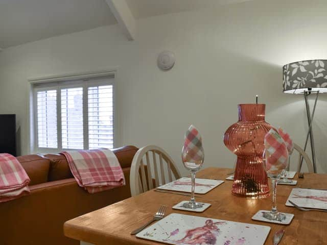 Dining Area | Forget-Me-Not Cottage, Pickering