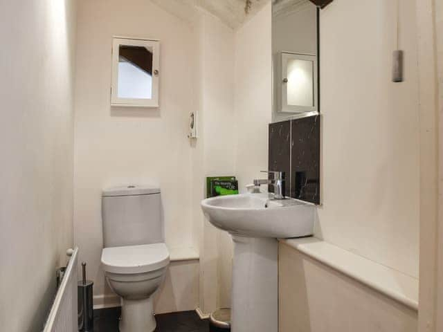 Bathroom | Fairways Retreat, Northam