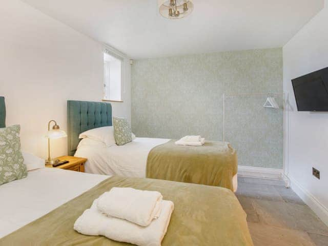 Twin bedroom | The Granary - Holtby Grange Cottages, Holtby, near York