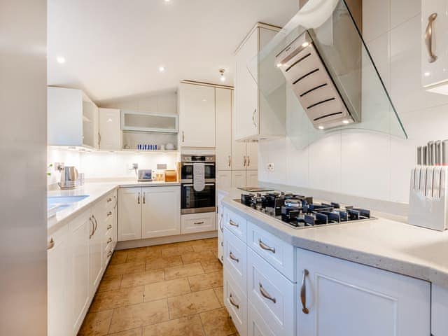 Kitchen | The Stables, Edenbridge