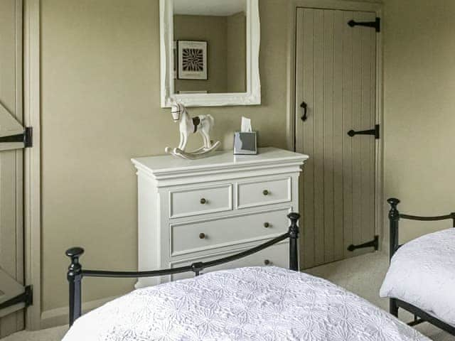 Twin bedroom | Beck Cottage, Thirsk