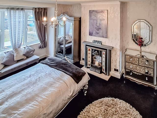 Double bedroom | The Garden House, Folkestone