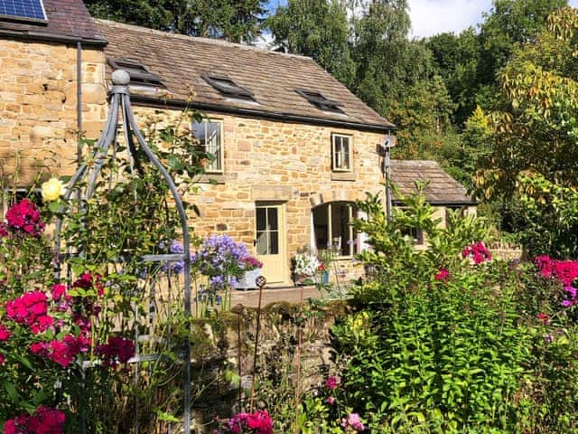 Exterior | Cotton Cottage, Hope, near Castleton