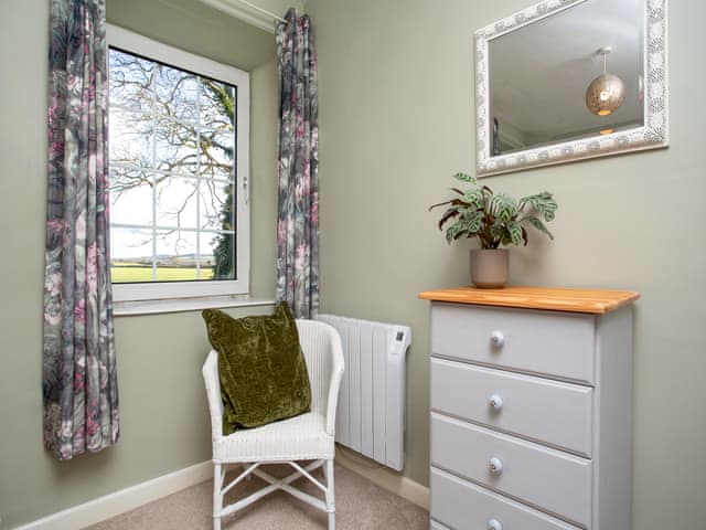 Double bedroom | Higher Trewithen Holiday Cottages- The Weavers - Higher Trewithen Holiday Cottages, Sithians, near Falmouth