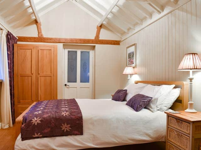 Double bedroom | Ash Garth Cottage, Little Barugh, near Pickering