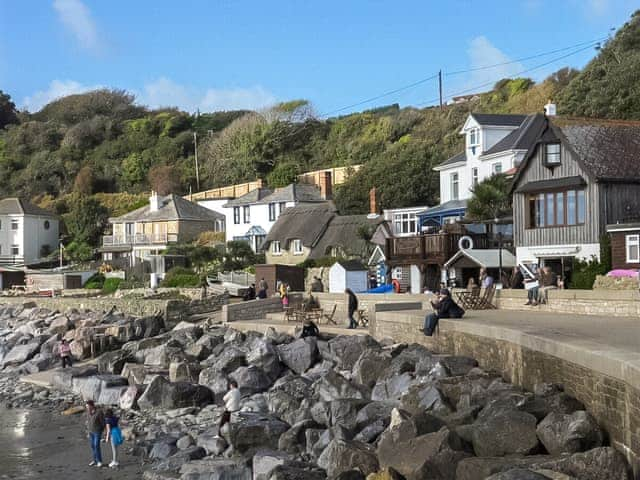 Steep Hill Cove | Totland, Wootton Bridge