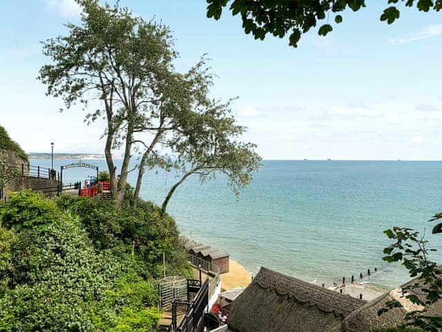 Shanklin Chine | Totland, Wootton Bridge