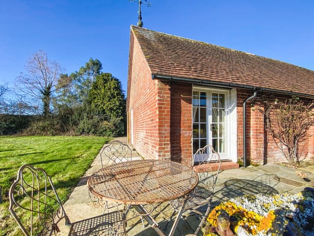 Exterior | Cottage 5 - Oaklands Farm, East Tytherley
