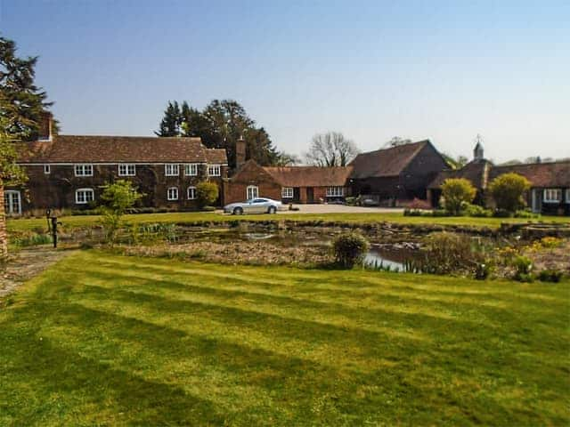 Surrounding area | Cottage 4 - Oaklands Farm, East Tytherley