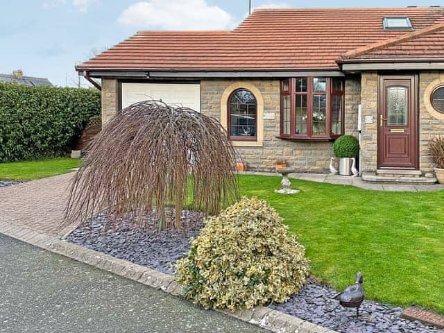 Cleets Retreat, sleeps 6 in Seahouses.