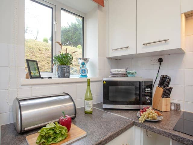 Kitchen | The Nook - Higher Trewithen Holiday Cottages, Sithians, near Falmouth