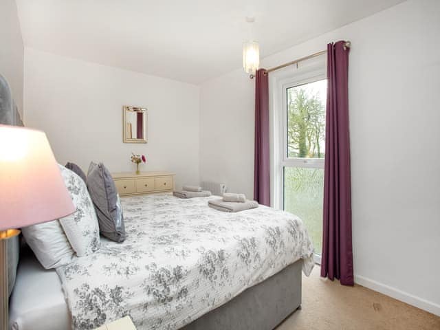 Double bedroom | Higher Trewithen/The Dairy - Higher Trewithen Holiday Cottages, Sithians