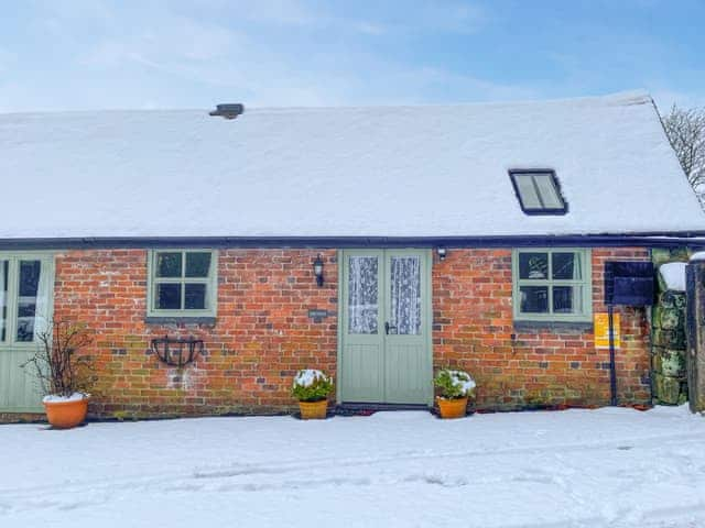 Exterior | Honeysuckle Cottage - Brookfarm Cottages, Middle Mayfield, near Ashbourne