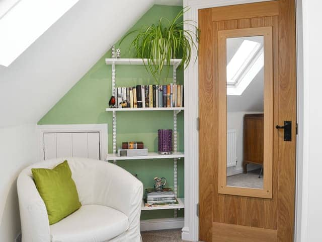 Sitting room | Cartwheel Cottage, Burnby, near York