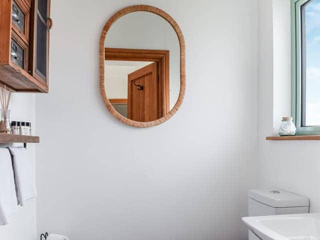 Bathroom | Norville Lodge, Heathfield