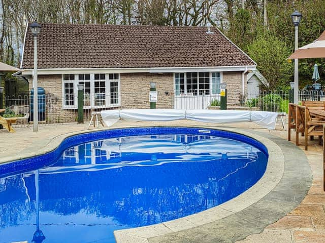 Swimming pool | Deers Holt - Granite Henge, Looe