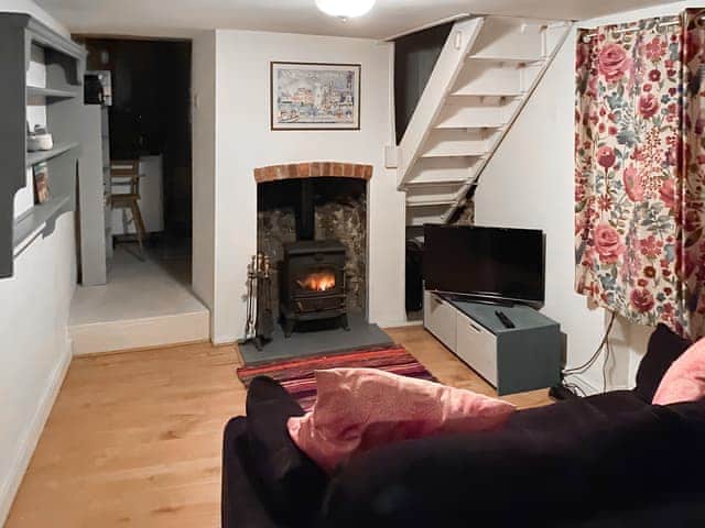 Living room | Smithy End, Chard