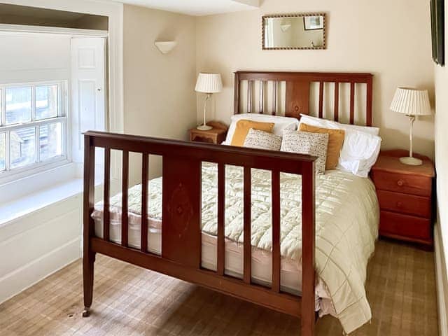Double bedroom (2nd floor) | Bradley Hall, Matlock