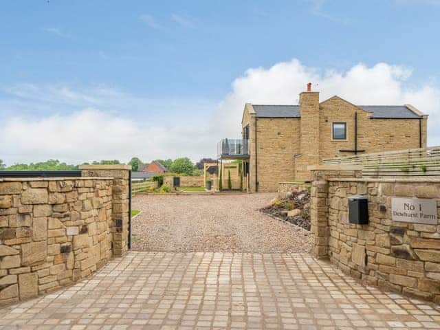 Driveway | Dewhurst House, Langho