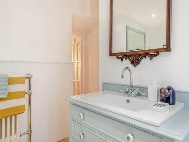 Bathroom | Rose Cottage, Brixham