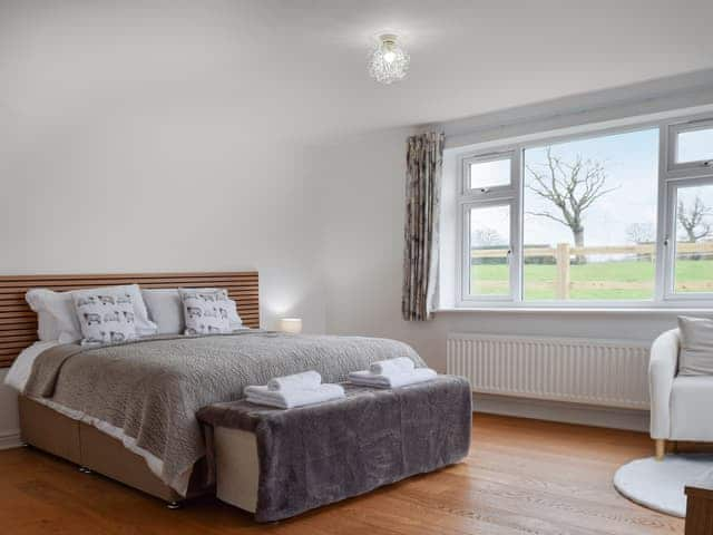 Master bedroom | The Crofts, Winsford