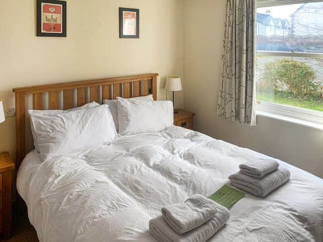 Cosy double bedroom | 1 Lonsdale House - Greta Grove Apartments, Keswick