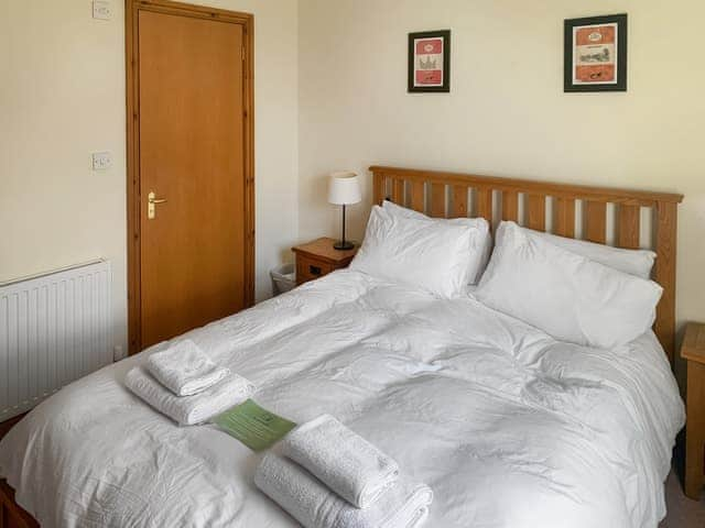 Cosy and romantic double bedroom | 1 Lonsdale House - Greta Grove Apartments, Keswick