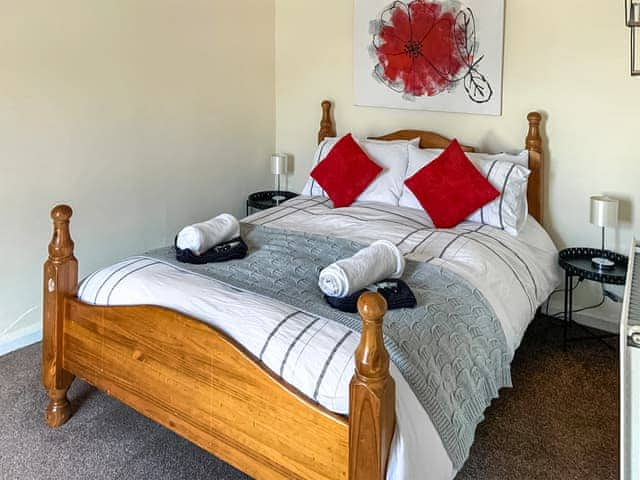 Double bedroom | Roseus - Mimosa Roseus Cottages, Combe Martin