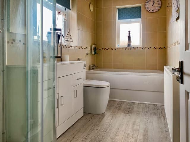 Bathroom | Joenina, Bridlington