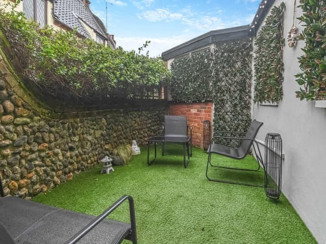 Outdoor area | Beaconsfield House, Mundesley