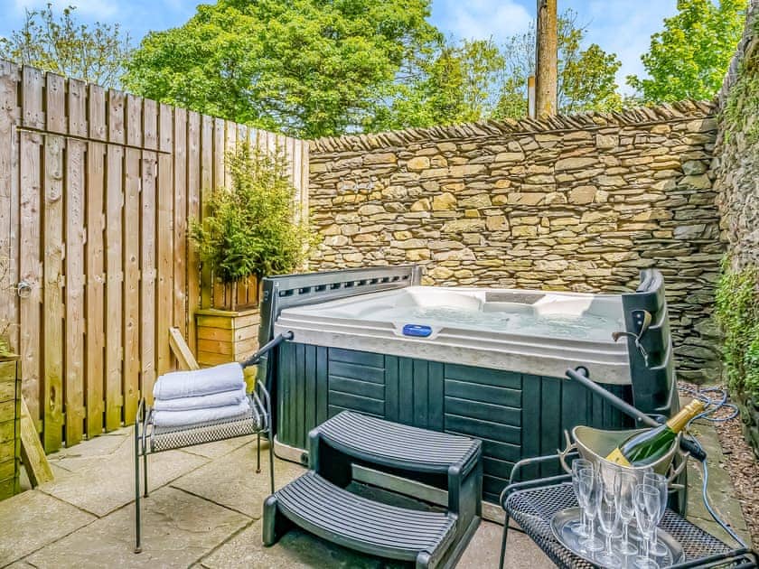 Marvellous private hot tub | Number One, The Terrace - The Terrace, Windermere