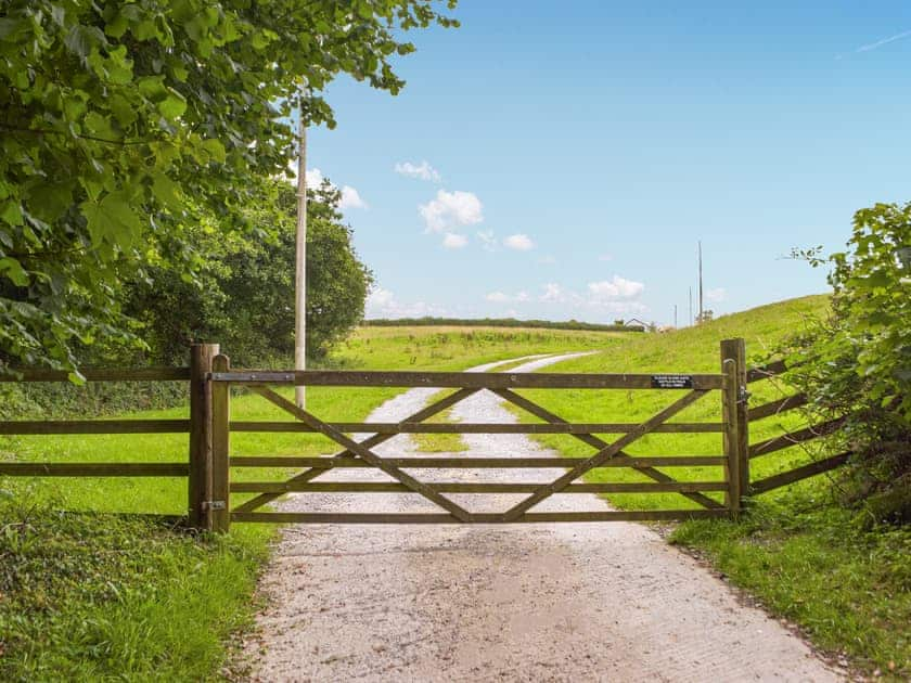 Surrounding area | Carnau Bach - Brynawelon Farm, Meidrim, near Carmarthen