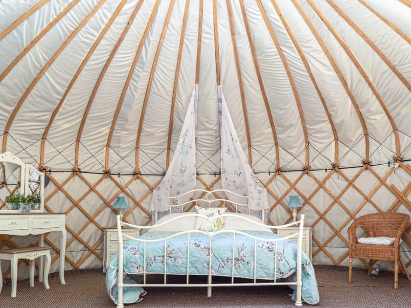 Sycamore - Gingerbread Yurts, Dereham