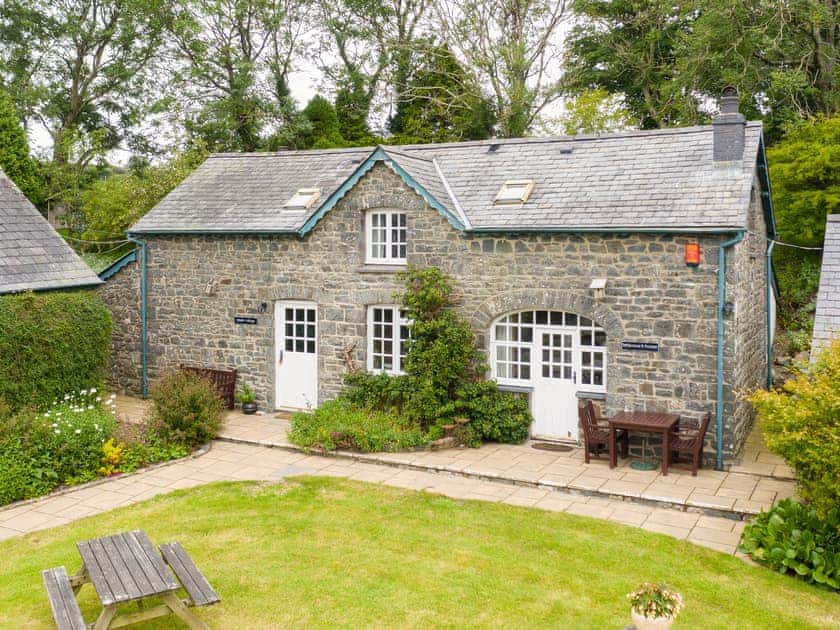 Stable Cottage - , New Quay