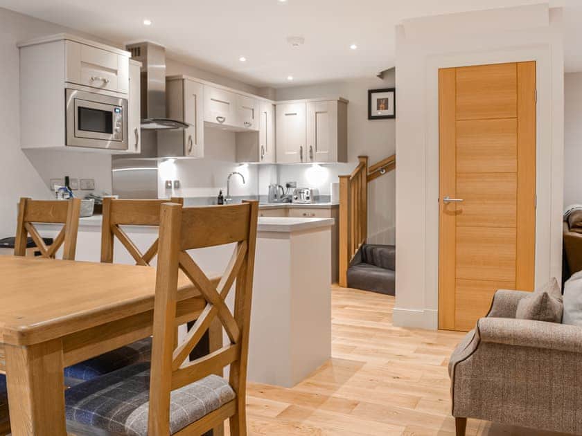 Open plan living space | Pride of Erin - Paddockhall Cottages, Linlithgow