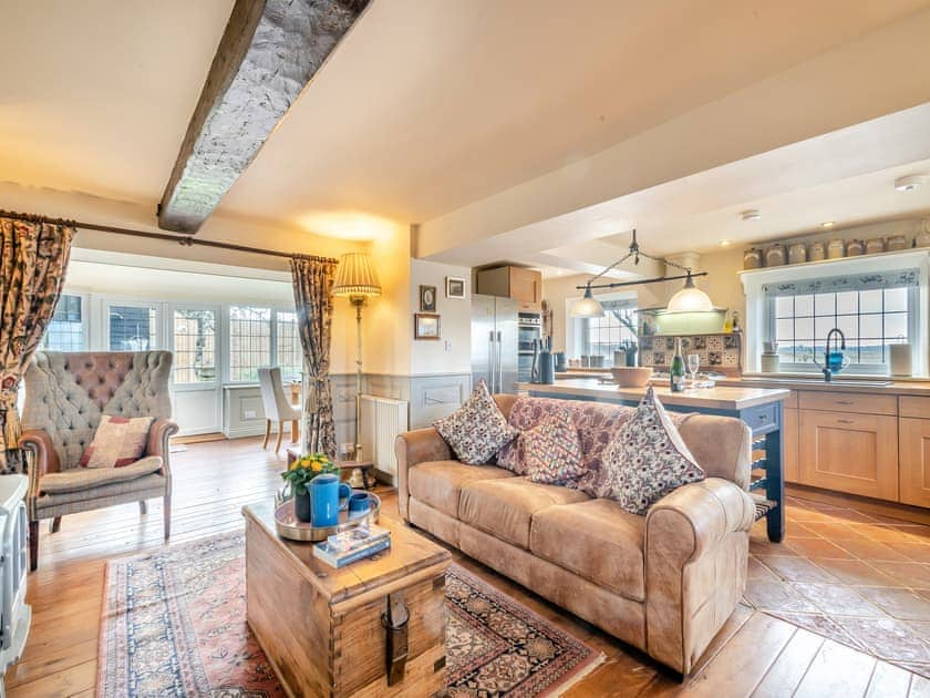 Open plan living space | Ship Cottage - Rose and Ship Cottage, Reedham