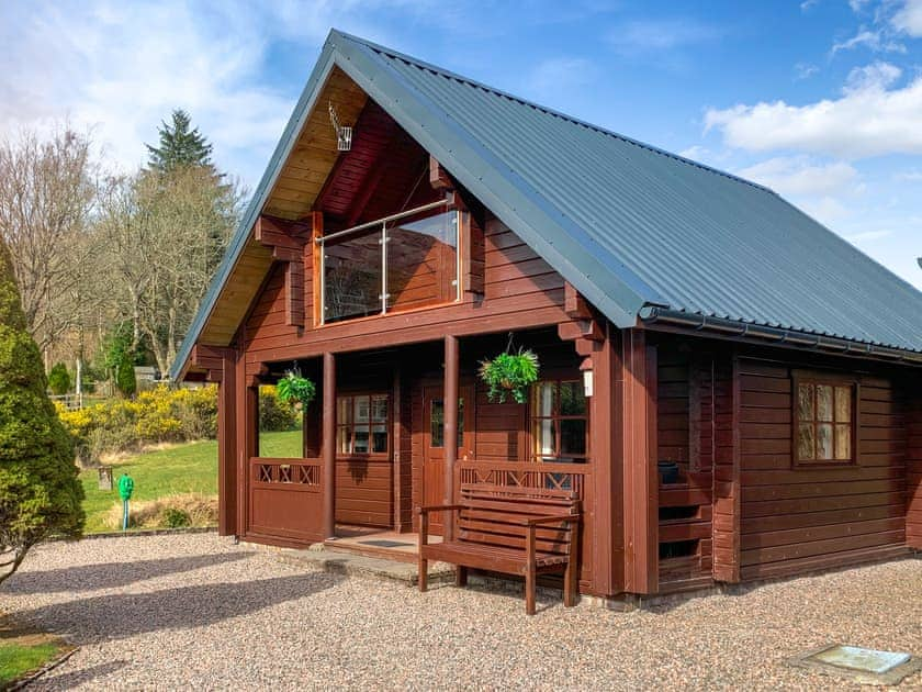 Exterior | Dontra Log Chalet 1 - Dontra Log Chalets, Banavie, near Fort William