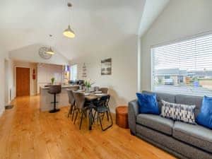 Open plan living space | Red Brae, Beadnell