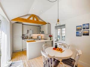 Kitchen/diner | Milton Cottage, Bognor Regis
