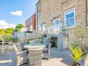 Terrace | Clear View Cottage, Pickering