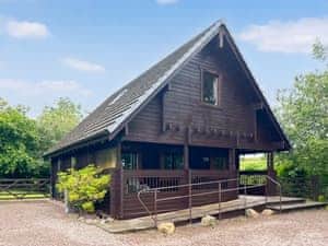 Cabin style holiday home in beautiful surrounsings | Criffel Lodge, Tongland, Kirkcudbright