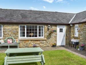 Exterior | Curlew Cottage - Hadrian&rsquo;s Wall Country Cottages, Haydon Bridge