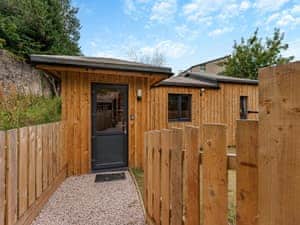 Exterior | The Kennel - Heart of Scotland Holidays, Polmont, near Falkirk