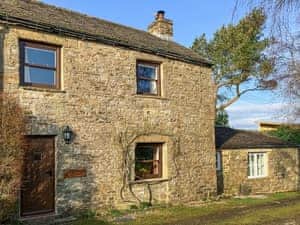 Exterior | No 1 Swallowholm Cottages, Arkengarthdale