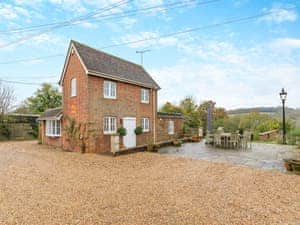 Exterior | Stablehurst Cottage, East Grinstead