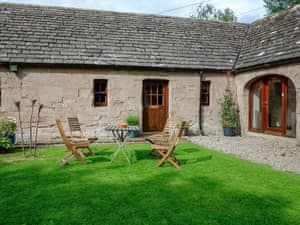 Cottage from the front  | Farmtoun Cottage, Forfar