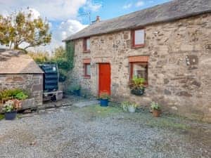 Exterior | Thrift Cottage - Delfryn Cottages, Solva